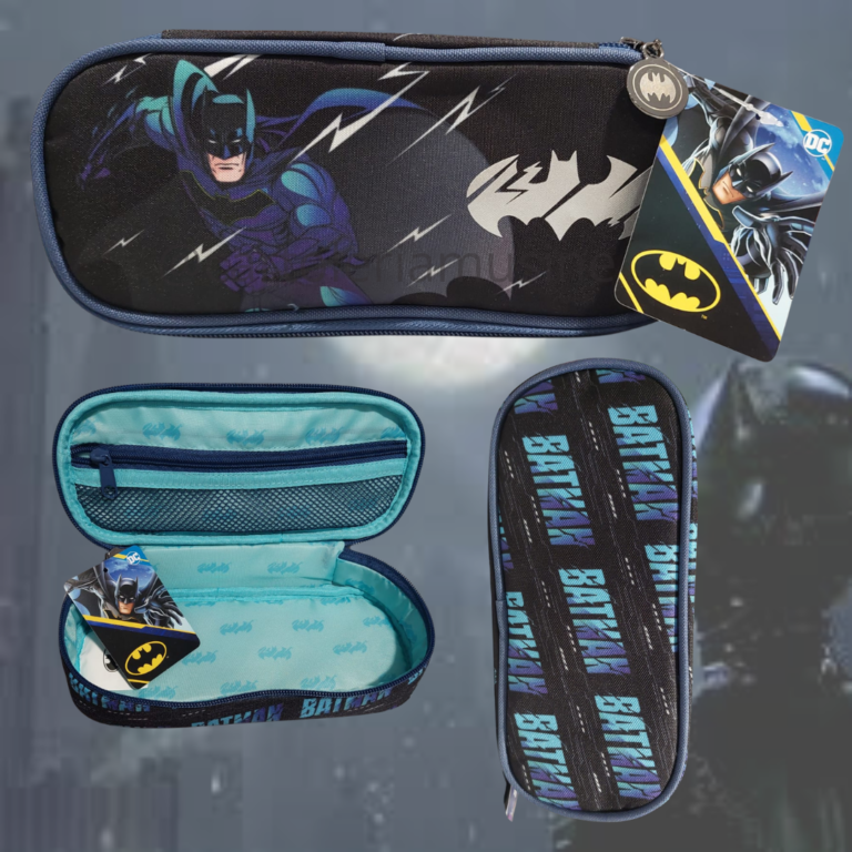 Il tema Power Up è pensato per i veri fan di Batman: colori scuri, dettagli iconici e grafiche grintose ispirate al supereroe di Gotham City. Un accessorio che unisce funzionalità e stile.